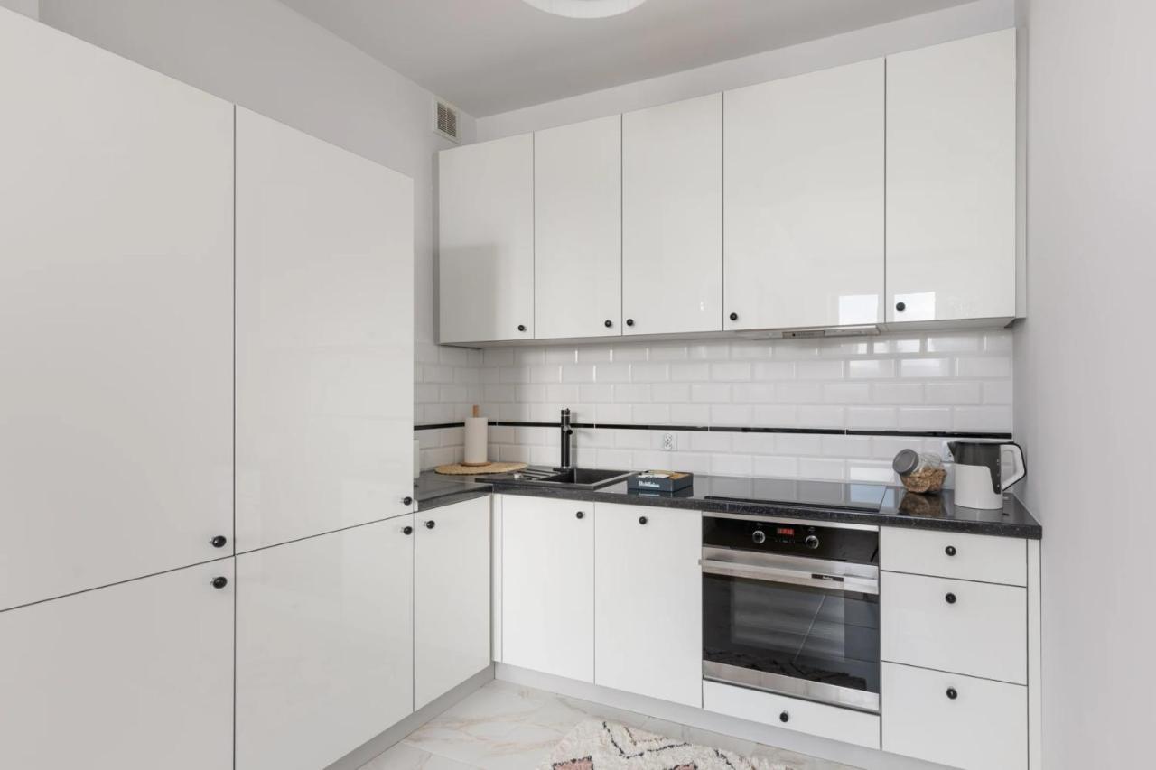 Przestronny Apartament Z Widokiem Na Miasto W Warszawie ワルシャワ エクステリア 写真